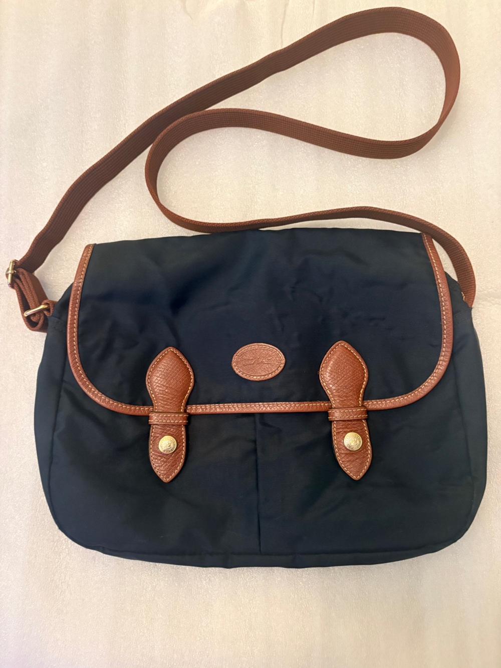 Longchamp Paris Navy Messenger Crossbody Bag French Luxury Nylon Leather Vintage